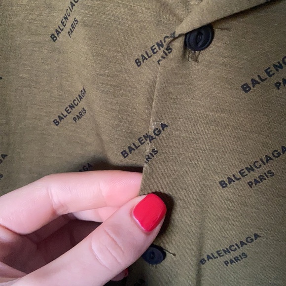 Balenciaga XL Green And Black Logo Button Up Collared Long Sleeve Shirt - Picture 11 of 14
